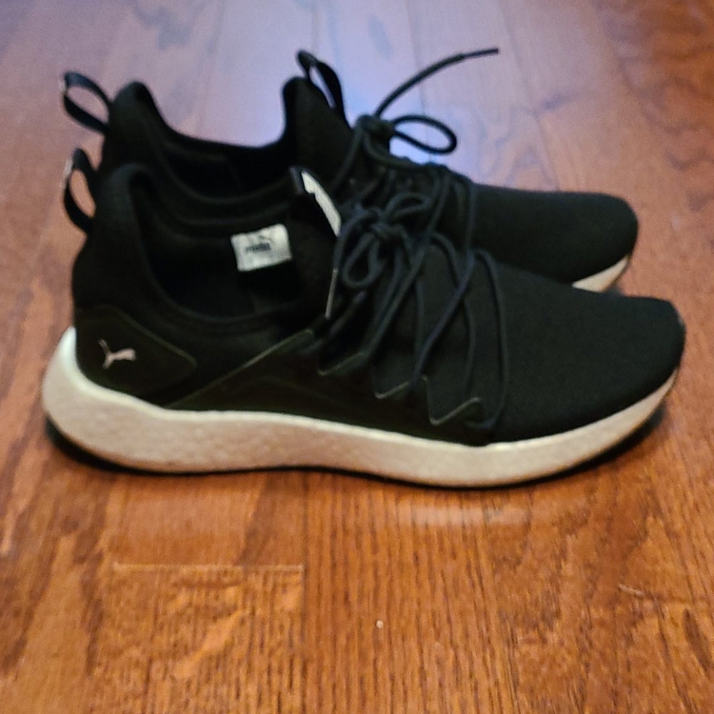 Puma Soft Foam Sneaker Men's 7.5